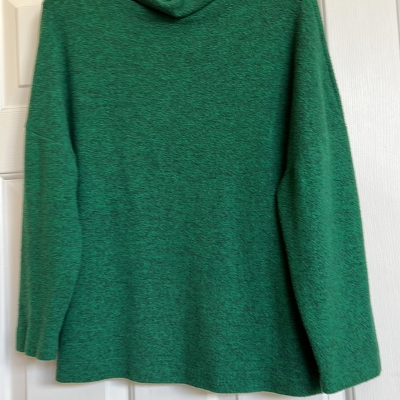 Colins basic top - Picture 8 of 9